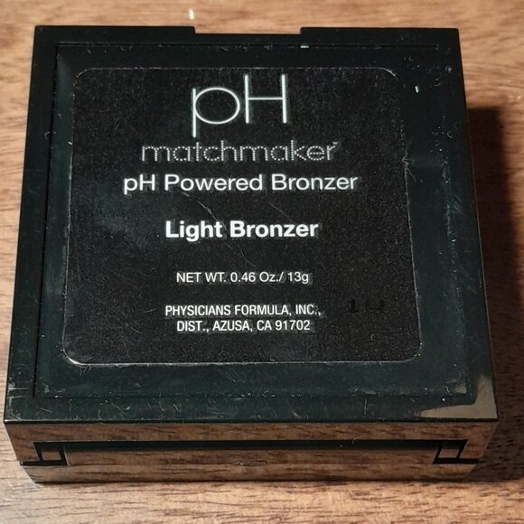 Physician's Formula Matchmaker pH Powdered Bronzer - Picture 3 of 7